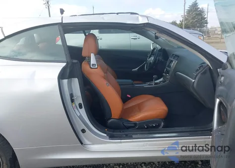 2011 Lexus Is 250C z USA, uszkodzony, nr VIN JTHFF2C28B2520146